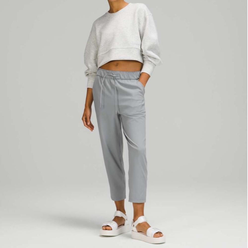 Lululemon Stretch High Rise Crop 23" Rhino Grey Size 14